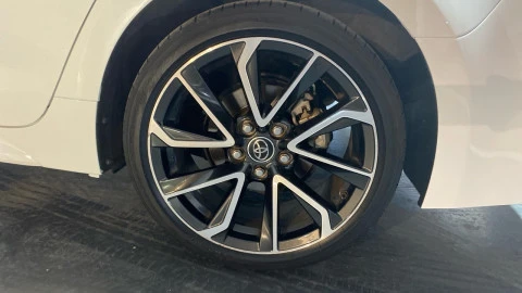 Toyota Corolla 2.0 180H FEEL! E-CVT TOURING SPORT