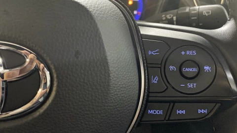 Toyota Corolla 2.0 180H FEEL! E-CVT TOURING SPORT