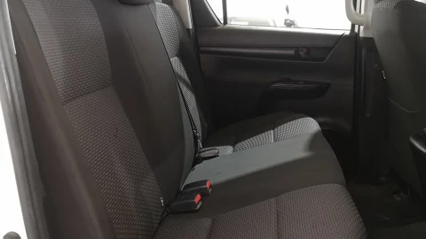 Toyota Hilux 2.4 D4D Cabina Doble GX