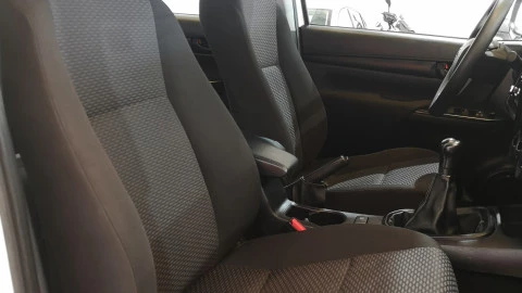 Toyota Hilux 2.4 D4D Cabina Doble GX