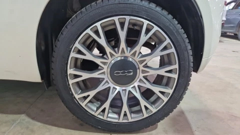 Fiat 500 Dolcevita 1.0 Hybrid 51KW (70 CV)
