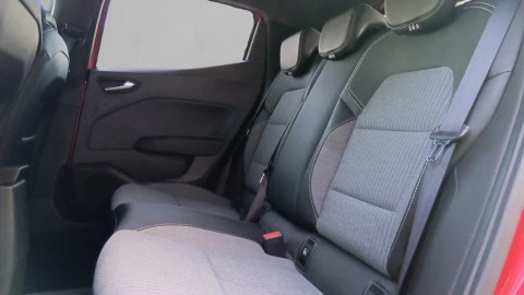 Renault Clio techno Eco-G 100cv (74kW)