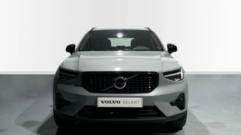 Volvo XC40 2.0 B3 G Plus Dark Auto