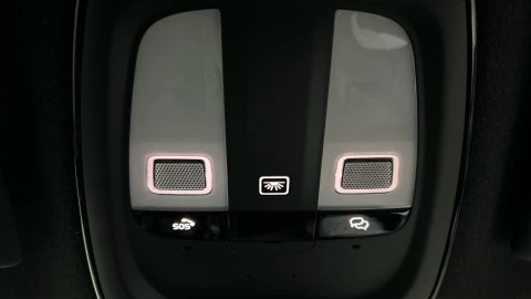 Volvo XC40 2.0 B3 G Plus Dark Auto