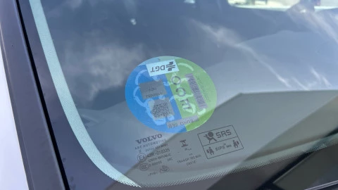 Volvo XC40 2.0 B3 G Essential Auto