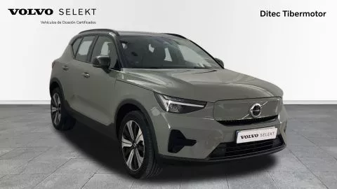 Volvo XC40 Electrico Recharge Core 170 kW (231 CV)