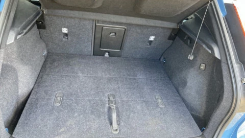 Volvo XC40 2.0 B3 G Core Auto
