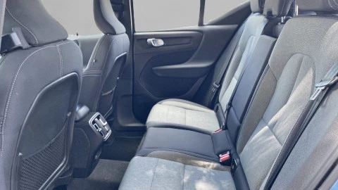 Volvo XC40 2.0 B3 G Core Auto