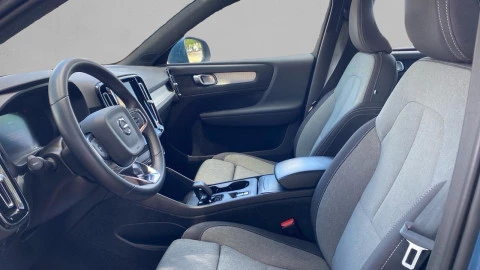 Volvo XC40 2.0 B3 G Core Auto