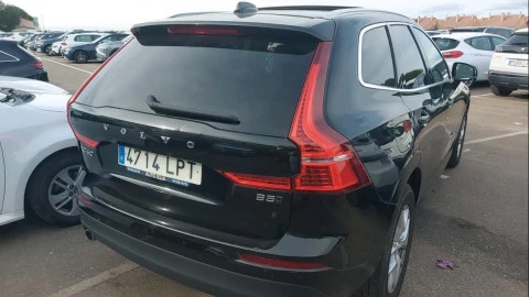 Volvo XC60 2.0 B5 D AWD Momentum Auto