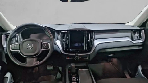 Volvo XC60 2.0 B5 D AWD Momentum Auto