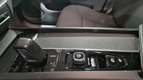 Volvo XC60 2.0 B5 D AWD Momentum Auto