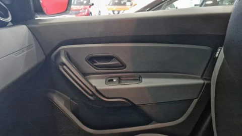 Dacia Duster Essent. 1.6 84kW(114CV) 4X2 GLP