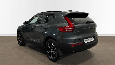 Volvo XC40 B3 G Plus Dark Auto 120 kW (163 CV)