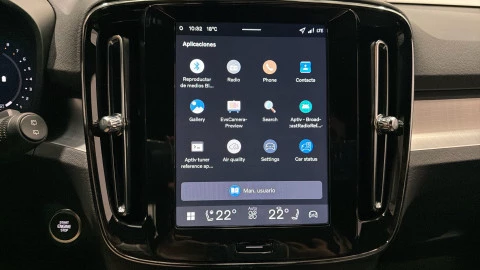 Volvo XC40 B3 G Plus Dark Auto 120 kW (163 CV)