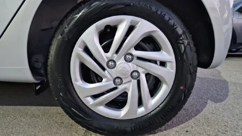 Hyundai i10 1.0 Essence