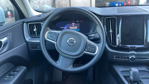 Volvo XC60 2.0 B5 G MHEV Core Auto AWD