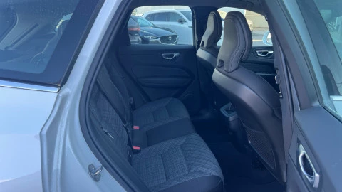 Volvo XC60 2.0 B5 G MHEV Core Auto AWD