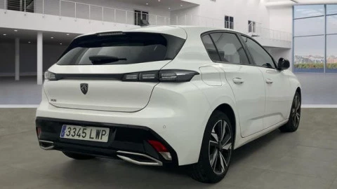 Peugeot 308 5P Allure BlueHDi 130 S&S EAT8