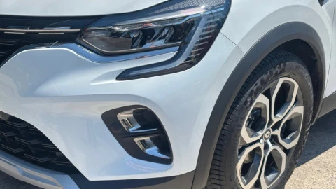 Renault Captur Zen Fast Track