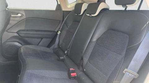 Renault Captur Zen Fast Track