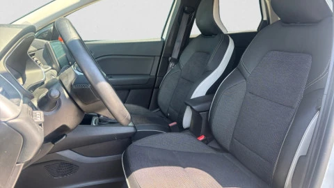 Renault Captur Zen Fast Track