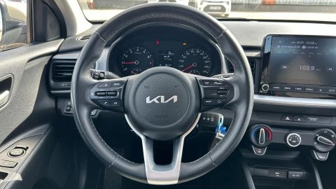 Kia Stonic 1.2 DPi 62kW (84CV) Concept