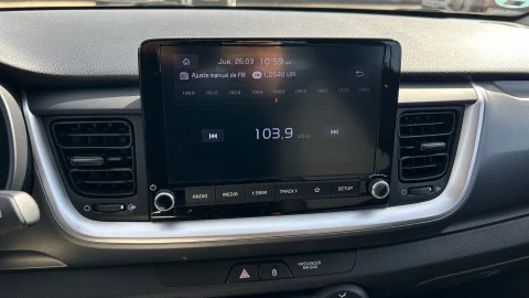 Kia Stonic 1.2 DPi 62kW (84CV) Concept