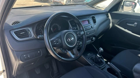 Kia Carens 1.6 GDi 99kW (135CV) Concept