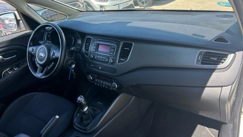 Kia Carens 1.6 GDi 99kW (135CV) Concept