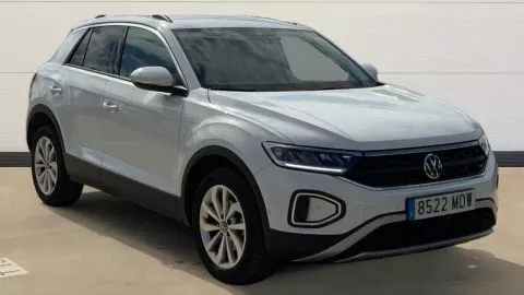 Volkswagen T-Roc Life 2.0 TDI 85kW (115CV) Volkswagen T-Roc Life 2.0 TDI 85kW (115CV)
