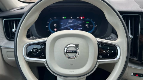 Volvo XC60 2.0 T6 AWD Recharge Plus Bright Auto