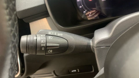 Volvo XC40 2.0 B3 G Core Auto