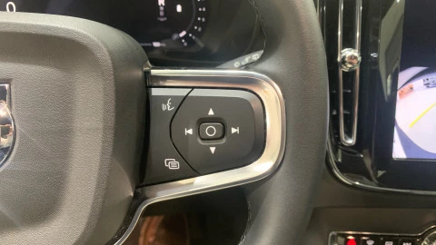 Volvo XC40 2.0 B3 G Core Auto