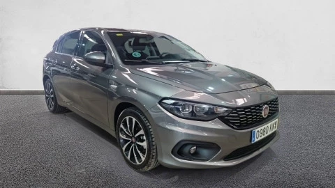 Fiat Tipo 1.4 16v Lounge 70kW (95CV) gasolina 5p.