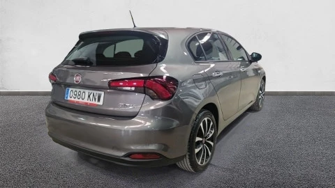 Fiat Tipo 1.4 16v Lounge 70kW (95CV) gasolina 5p.