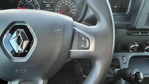 Renault Master Combi 6 L1H1 3300 Blue dCi 99kW (135CV)