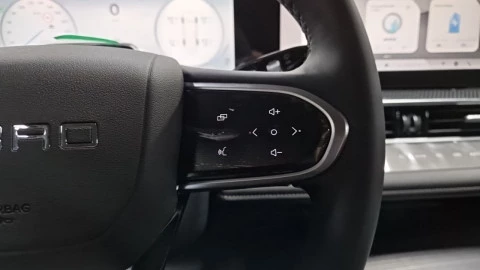 EBRO S700 1.5 TGDI PHEV Luxury E-CVT