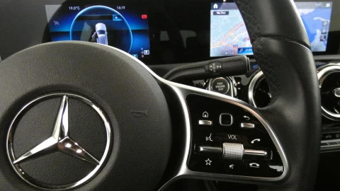 Mercedes-Benz Clase A A 180d 8G-DCT