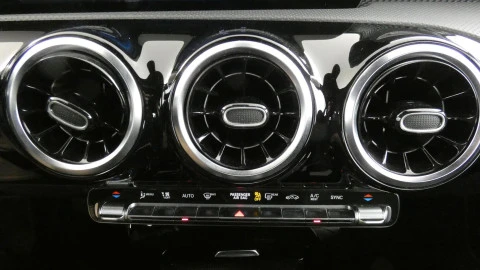 Mercedes-Benz Clase A A 180d 8G-DCT
