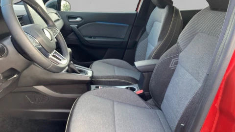 Renault Captur techno Eco-G 100cv (74 kW)