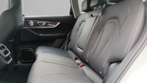 EBRO S700 1.5 TGDI PHEV Premium E-CVT