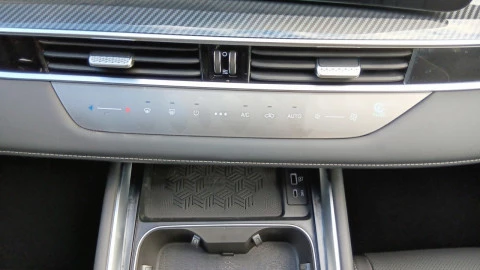 EBRO S700 1.5 TGDI PHEV Premium E-CVT