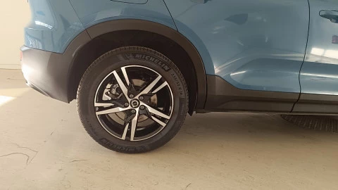 Volvo XC40 2.0 B3 G Plus Dark Auto