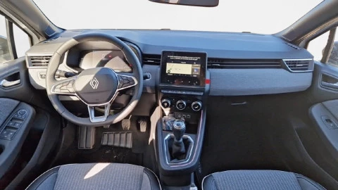 Renault Clio Techno TCe 90 (67kw)