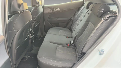 Kia Sportage  1.6 T-GDi HEV Drive 239