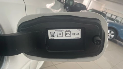 Volvo V60 B4 D Plus Dark Auto 145 kW (197 CV)