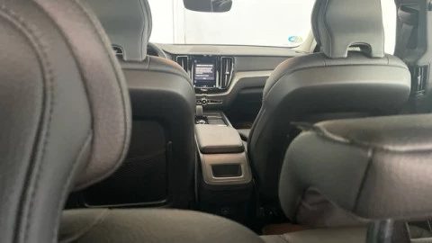 Volvo V60 B4 D Plus Dark Auto 145 kW (197 CV)