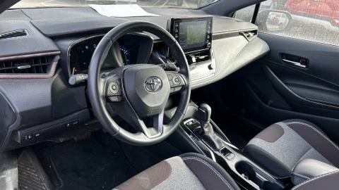Toyota Corolla 2.0 180H TREK E-CVT TOURING SPORT