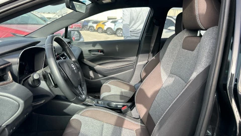 Toyota Corolla 2.0 180H TREK E-CVT TOURING SPORT